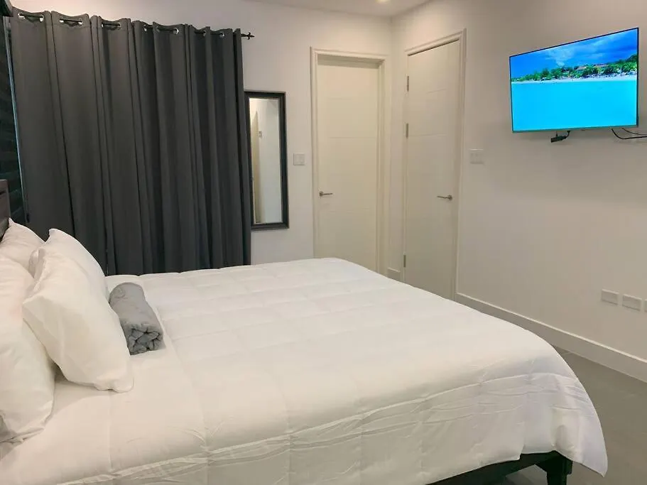 Taryn Suite 2Br Apt In Kingston Jamaïque
